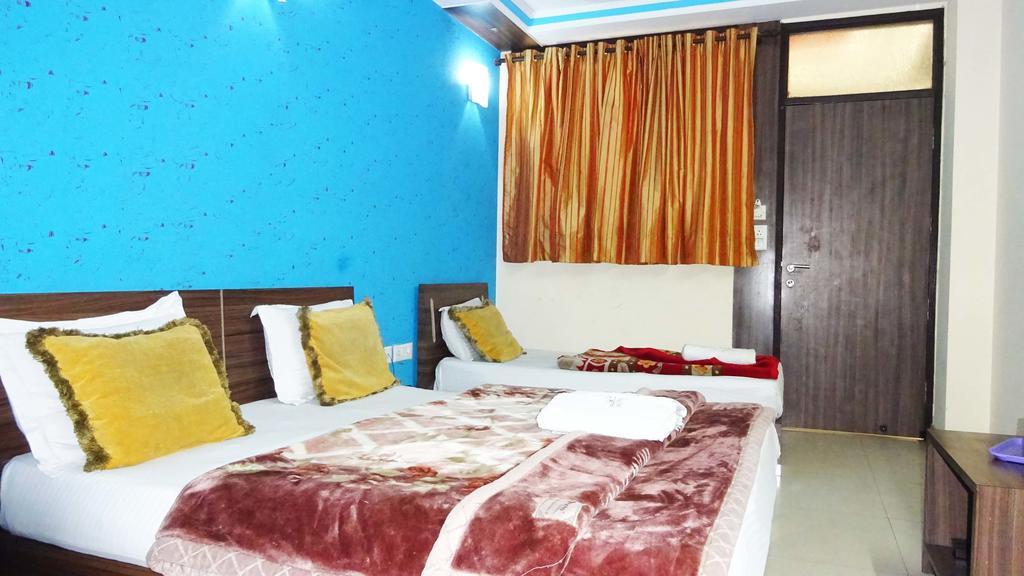 Hotel Durga International New Delhi Exterior photo