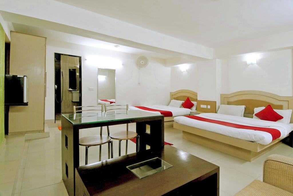 Hotel Durga International New Delhi Exterior photo